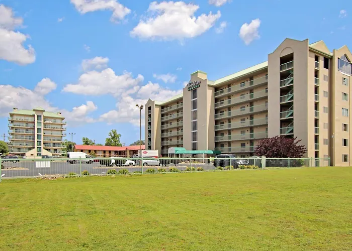 River Place Condos #111 3Bd